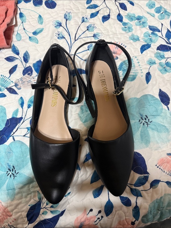 Dream Pairs Shoes - Dream Pairs Black Flats brand new